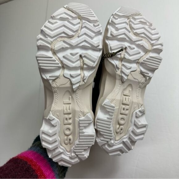 New! Sorel Kinetic Breakthru Conquest Waterproof Boot - Picture 6 of 11